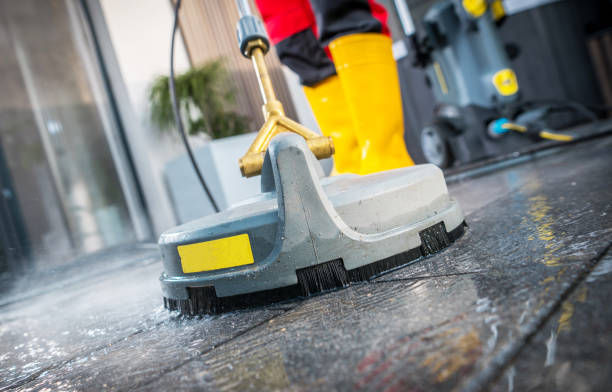 Why Choose Our Certified Pressure Washing Experts for Your Project Needs in Harbor Bluffs, FL?